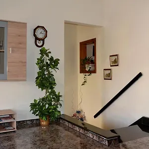 Silia's Maisonette Séjour chez l'habitant